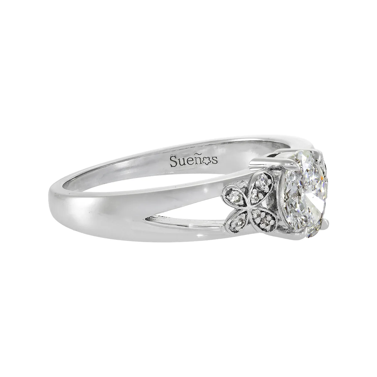 Anillo de compromiso con diamante de laboratorio central óvalo de 0.50Ct y decoración en diamantes de laboratorio, en plata ley 925, rodinado - Colección Sueños