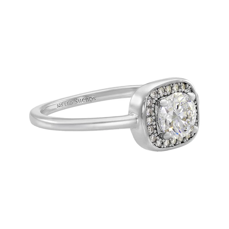 Anillo de compromiso halo cuadrado, con diamante de laboratorio central redondo de 0.50Ct y decoración en diamantes de laboratorio, en plata ley 925, rodinado - Colección Sueños