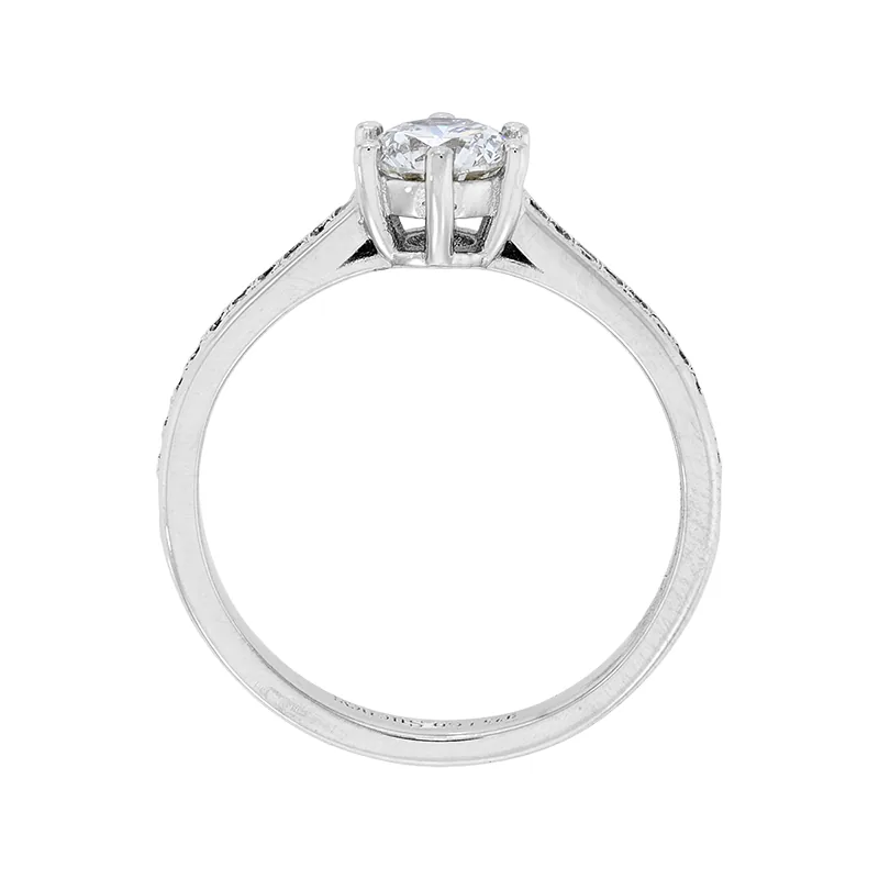 Anillo de compromiso con diamante de laboratorio central redondo de 0.50Ct y decoración en diamantes de laboratorio, en plata ley 925, rodinado - Colección Sueños