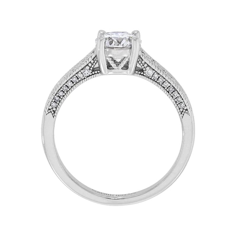 Anillo de compromiso con diamante de laboratorio central redondo de 1.00Ct y decoración en diamantes de laboratorio, en plata ley 925, rodinado - Colección Sueños
