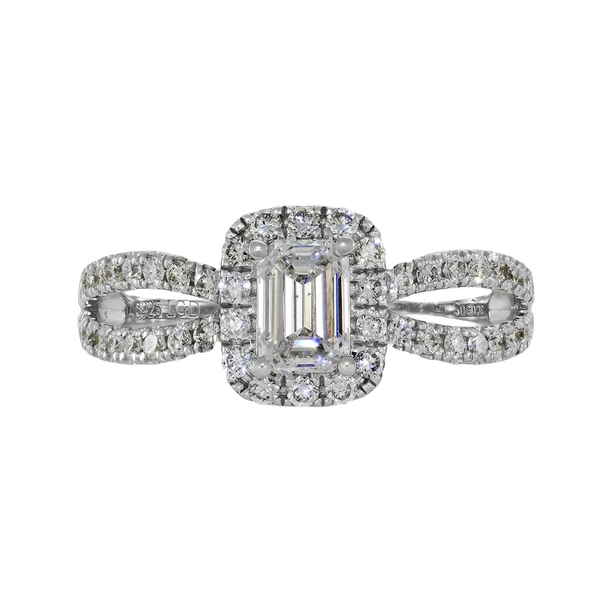 Anillo de compromiso halo rectangular, con diamante de laboratorio central corte esmeralda de 0.50Ct y decoración en diamantes de laboratorio, en plata ley 925, rodinado - Colección Sueños