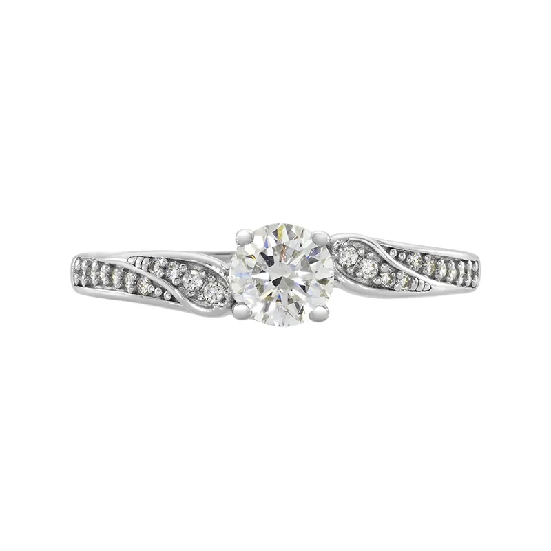 Anillo de compromiso con diamante de laboratorio central redondo de 0.50Ct y decoración en diamantes de laboratorio, en plata ley 925, rodinado - Colección Sueños