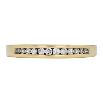 Argolla en oro amarillo de 18 Kilates, Cintillo, con diamantes de 0.14 Ct, 2.50 mm. de ancho