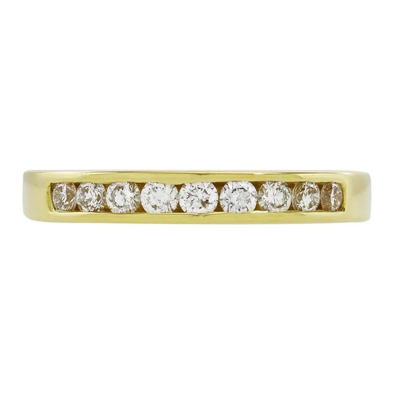 Argolla en oro amarillo de 18 Kilates, Cintillo, con diamantes de 0.40 Ct