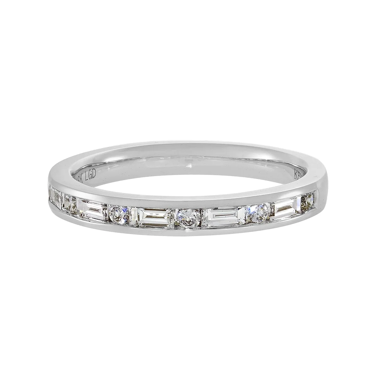Argolla en oro blanco de 18 Kilates, Cintillo, con diamante de laboratorio de 0.35 Ct, 3 mm. de ancho