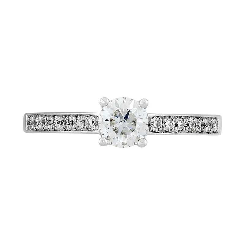 Anillo de compromiso con diamante central redondo GIA de 0.50ct y decoración en diamantes, oro tono blanco 18k, rodinado