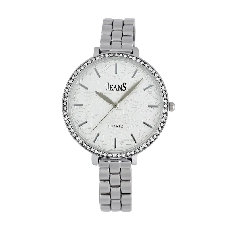 Reloj Jeans análogo, para Dama, tablero redondo color plateado, estilo index, pulso metálico color plateado