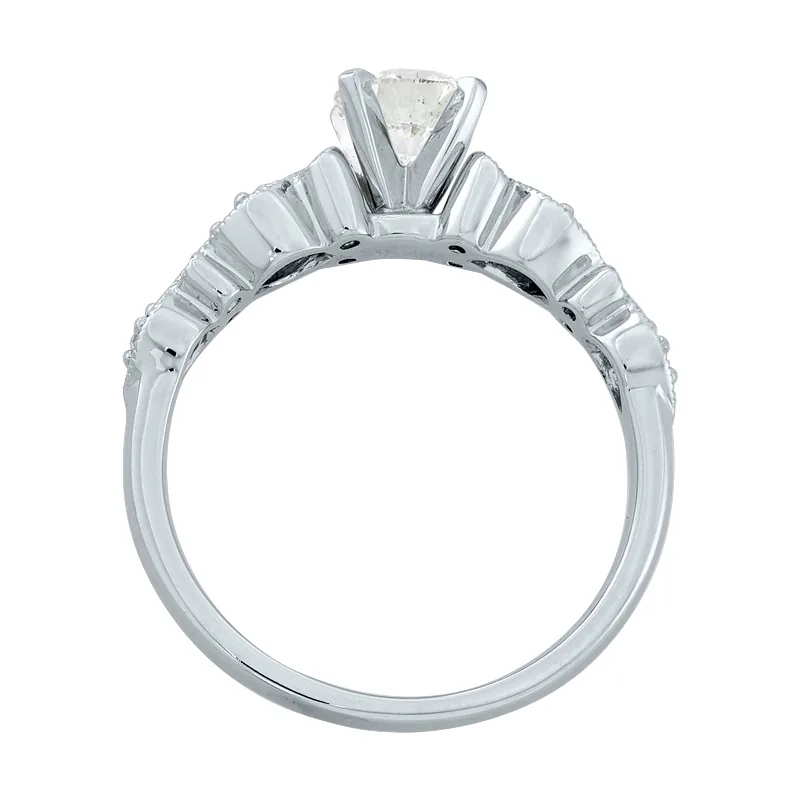 Anillo de compromiso con diamante central redondo GIA de 0.50ct y decoración en diamantes, oro tono blanco 18k, rodinado