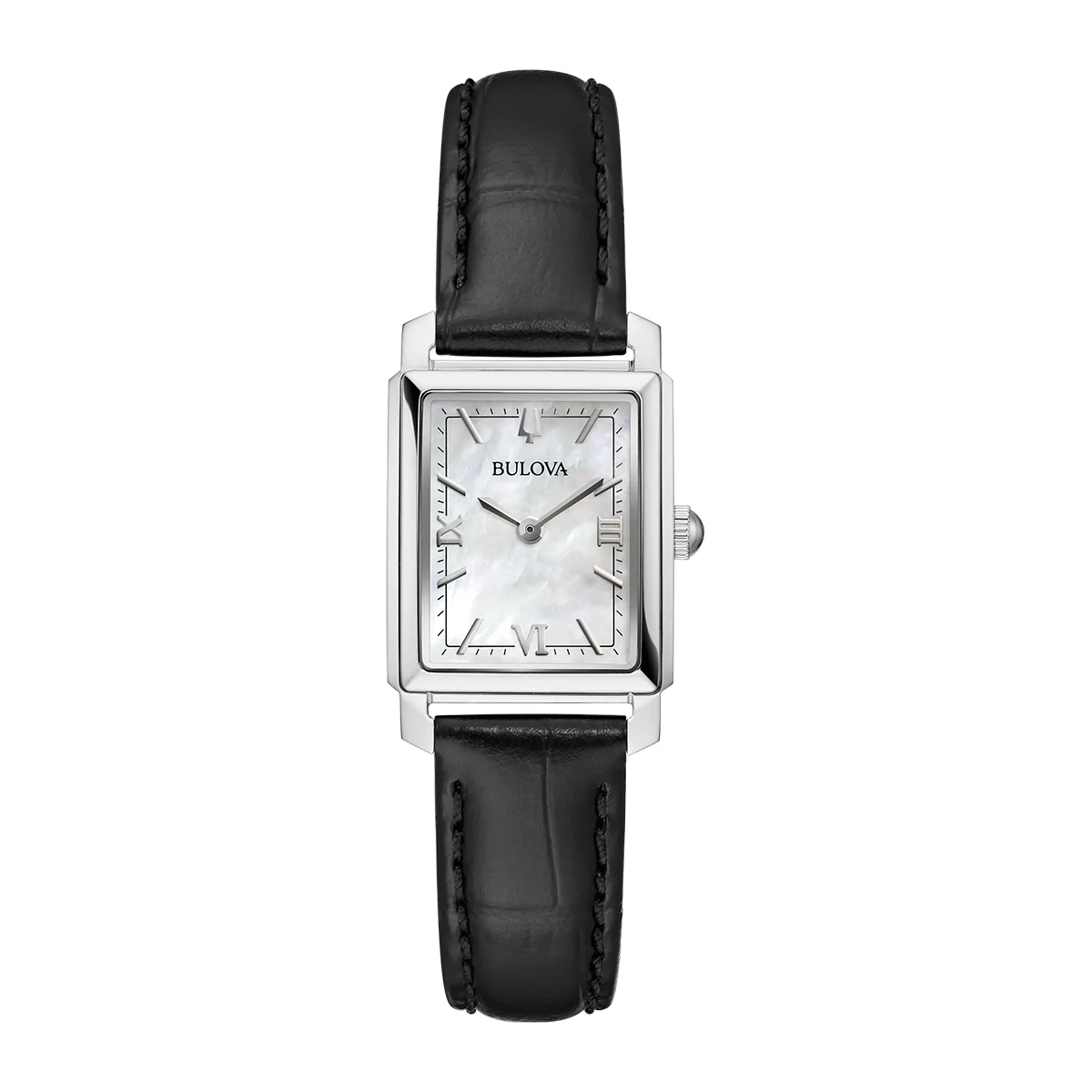 Reloj Bulova análogo, para Dama, tablero rectangular color blanco, estilo index + romano, pulso cuero color negro