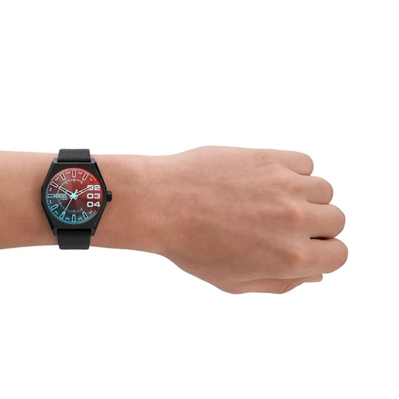 Reloj Diesel analogo, para Hombre, tablero redondo color negro, estilo index + arabigo, pulso cuero color negro
