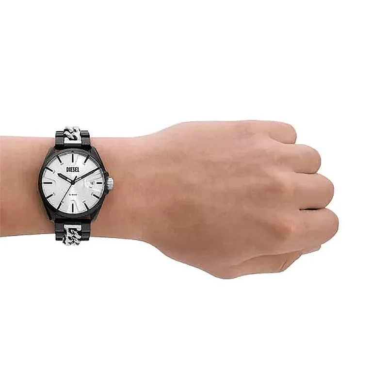 Reloj Diesel analogo, para Hombre, tablero redondo color plateado, estilo index, pulso acero colores negro y plateado, calendario
