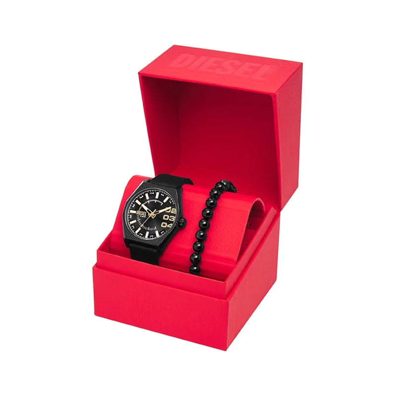 Reloj Diesel análogo, para Hombre, tablero redondo colores negro y dorado, estilo index + arábigo, pulso cuero color negro