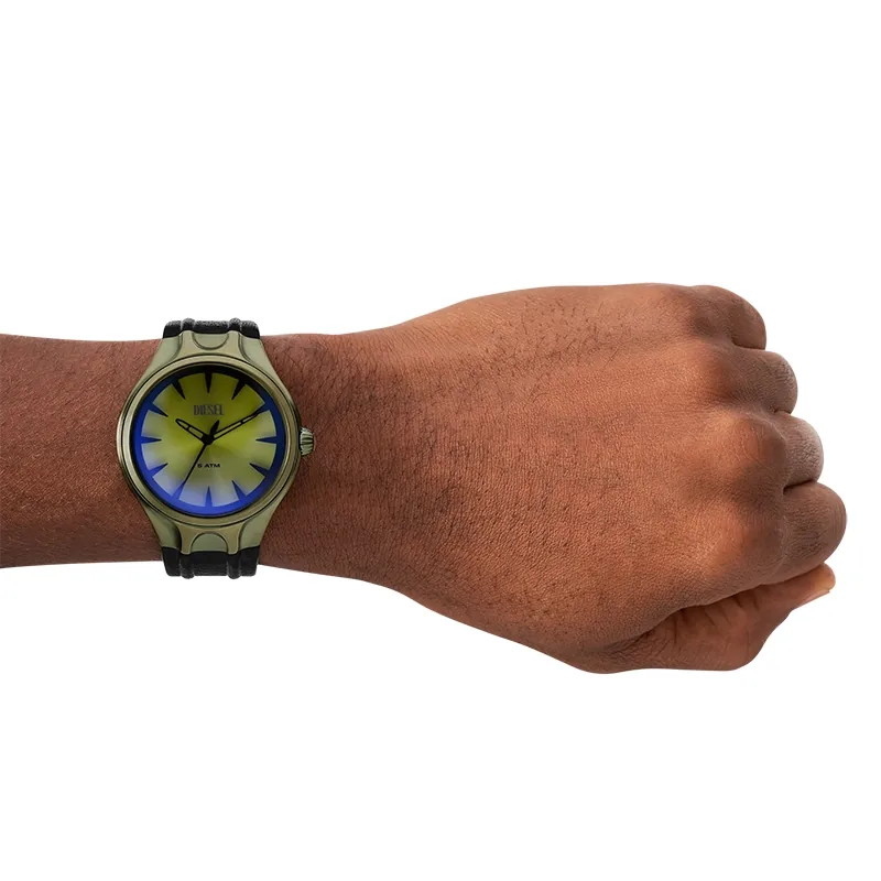 Reloj Diesel analogo, para Hombre, tablero redondo color verde, estilo index, pulso cuero color negro