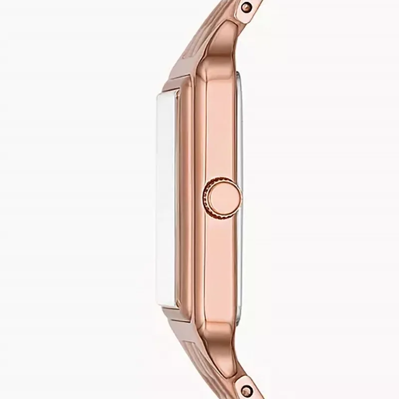 Reloj Fossil analogo, para Dama, tablero rectangular color plateado, estilo romanos, pulso acero color rosa, calendario