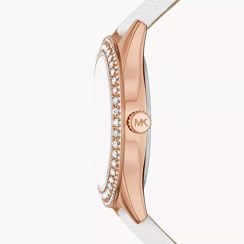 Reloj Mkors analogo, para Dama, tablero redondo color rosa, estilo index + romano, pulso cuero color blanco