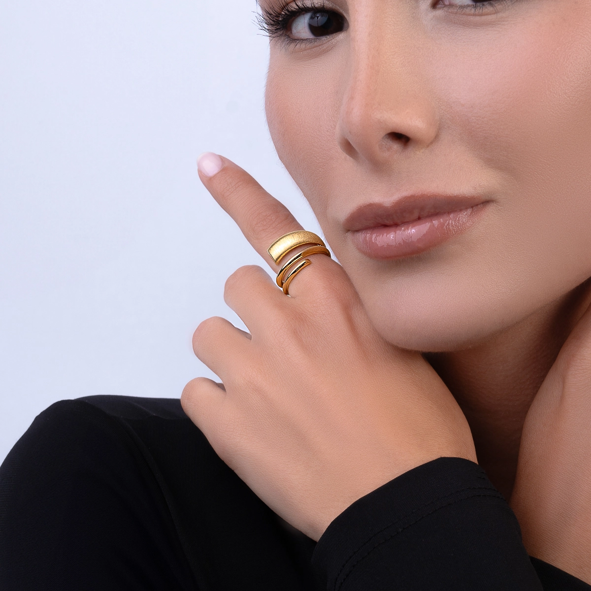 Anillo en oro amarillo de 18 Kilates satinado