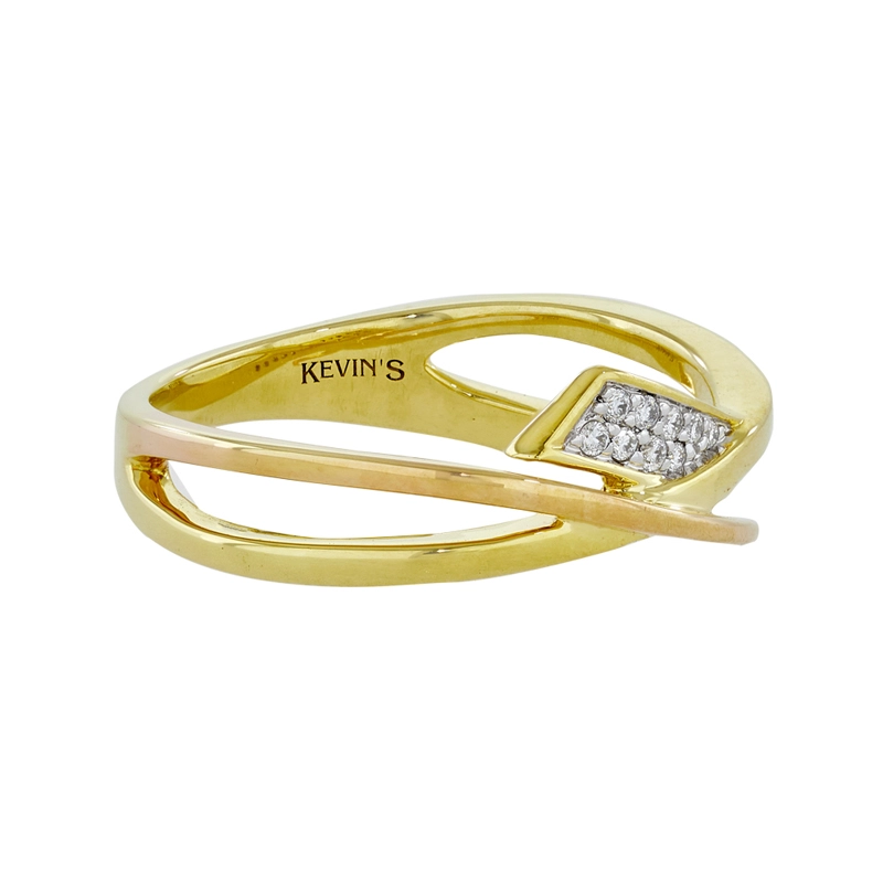Anillo en oro amarillo de 18 Kilates, con diamantes de 0.07 Ct