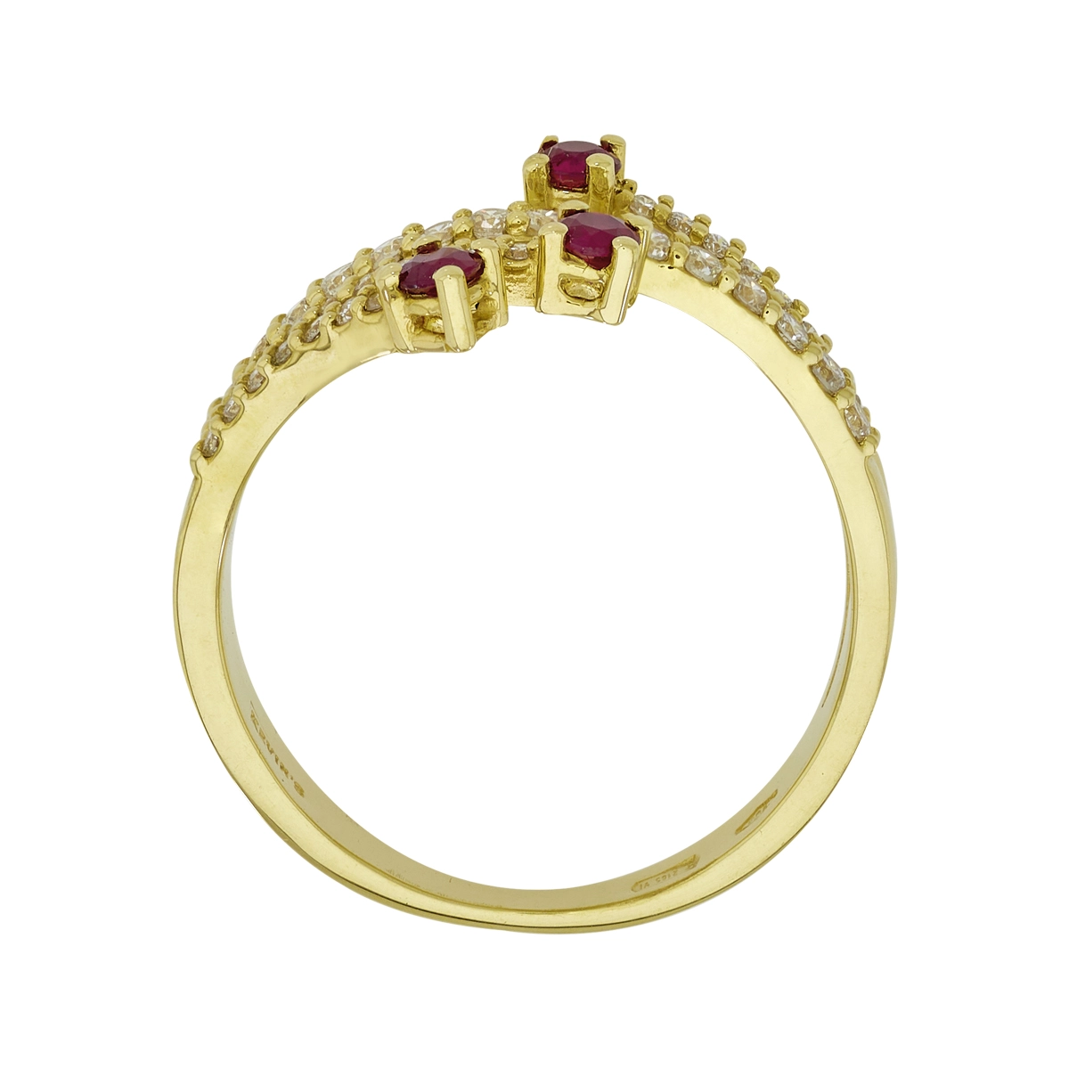 Anillo en oro amarillo de 18 Kilates, con rubís de 0.21 Ct y diamantes de 0.36 Ct