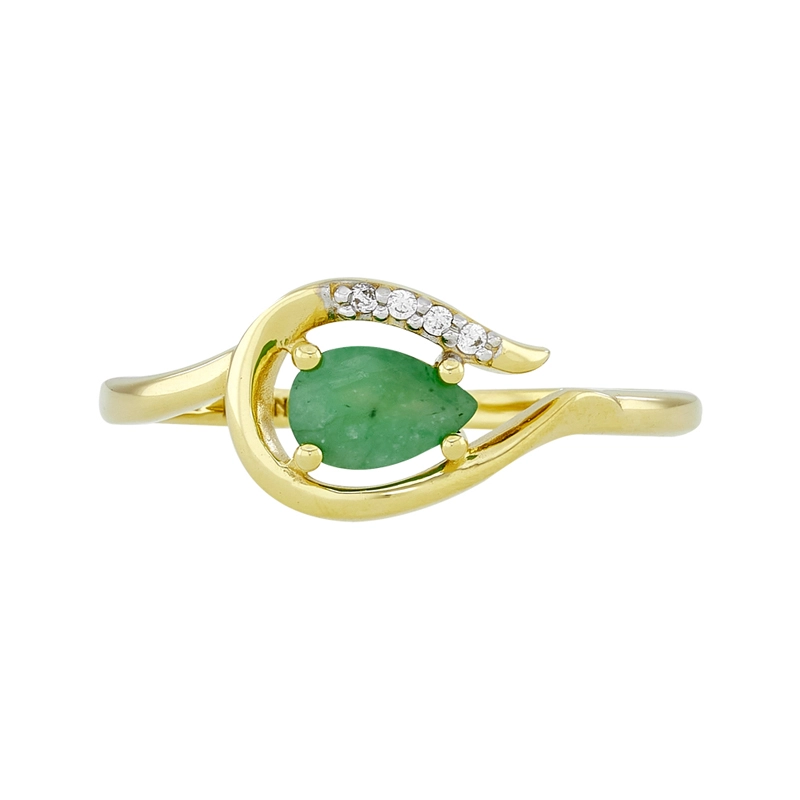 Anillo en oro amarillo de 18 Kilates, con esmeralda central y decoración en zircones