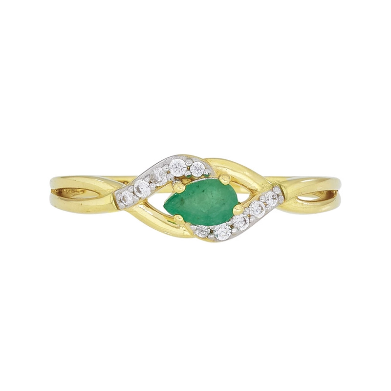 Anillo en oro amarillo de 18 Kilates, con esmeralda central y decoración en zircones
