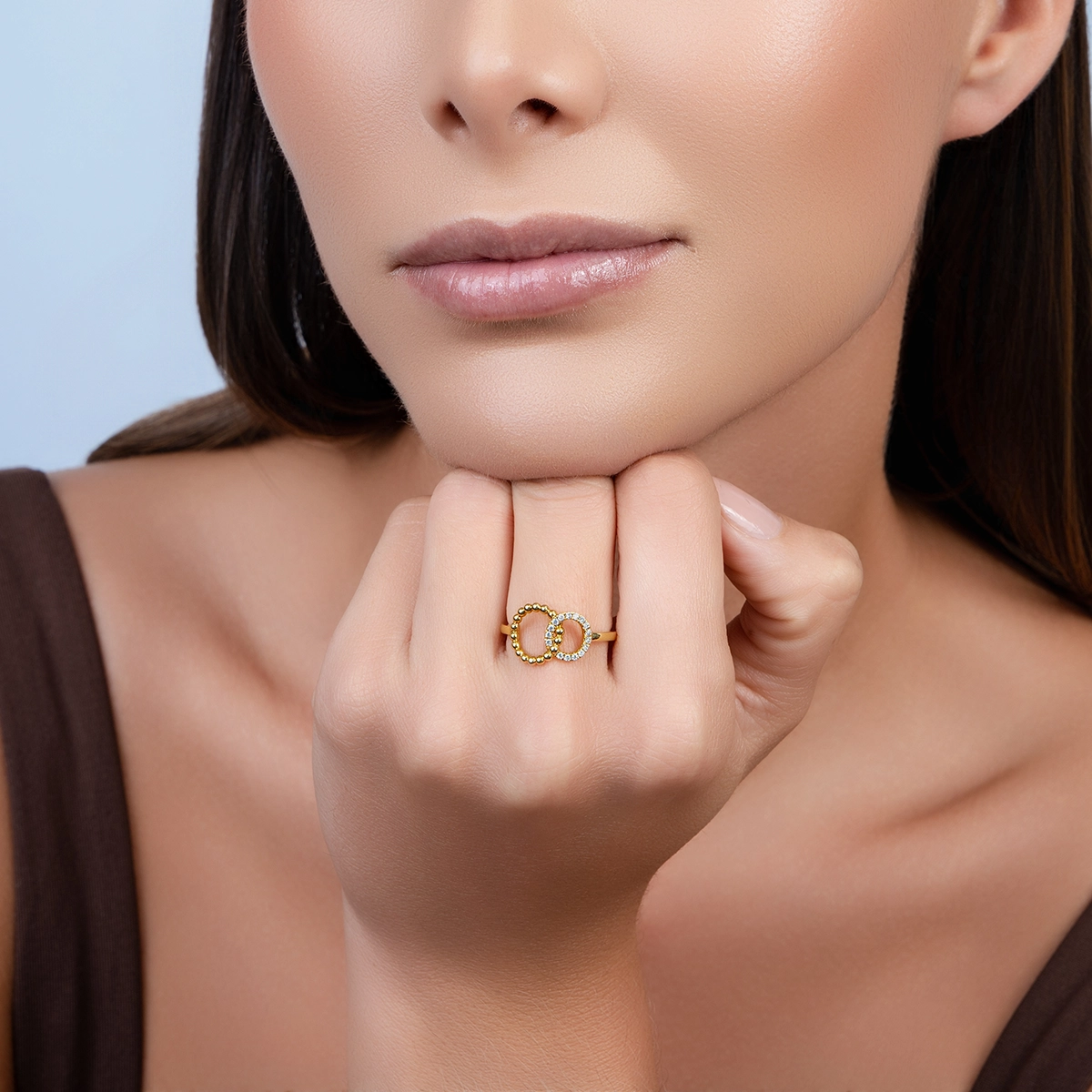 Anillo en oro amarillo de 18 Kilates, con diamantes de 0.11 Ct