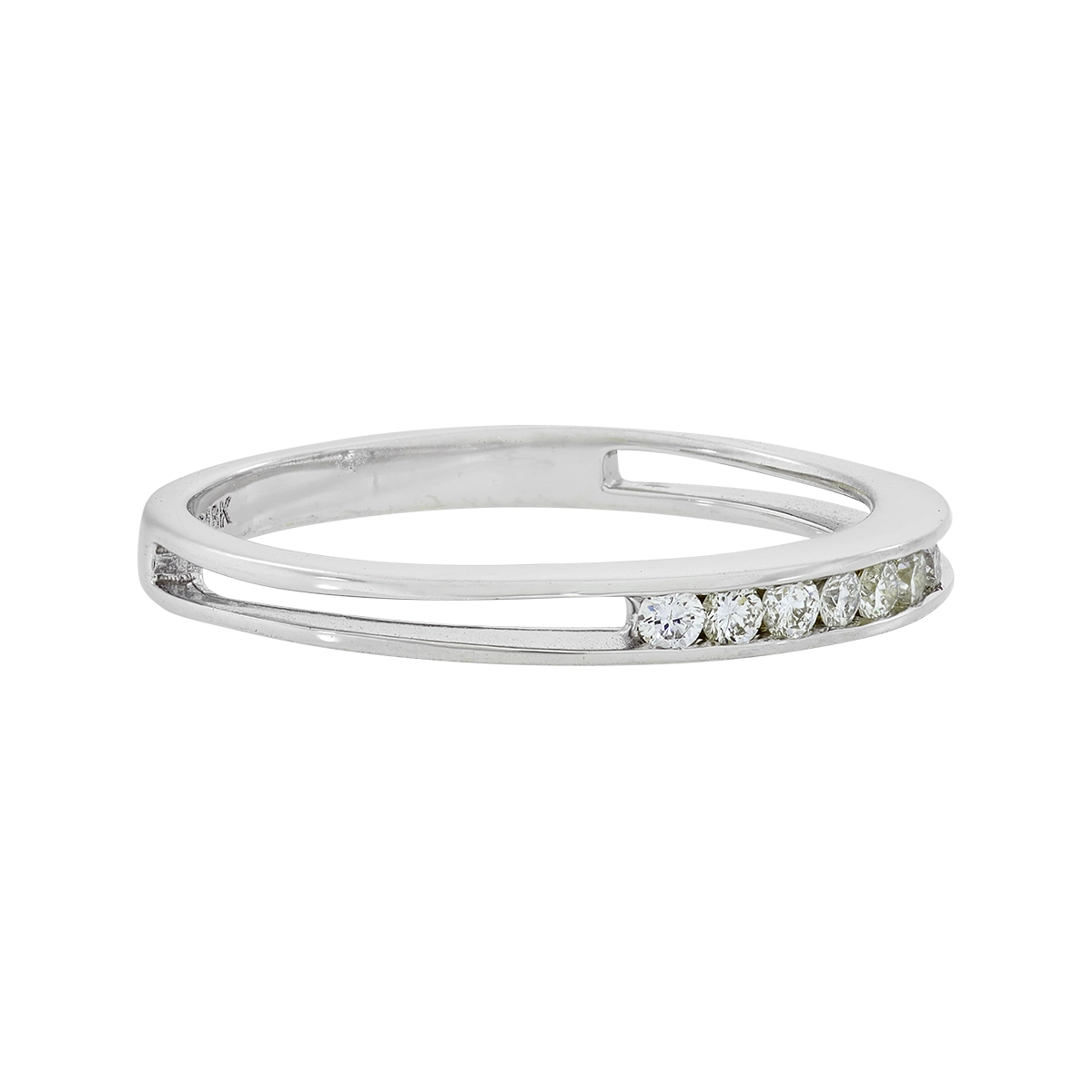 Anillo en oro blanco de 18 Kilates, con diamantes de 0.10 Ct