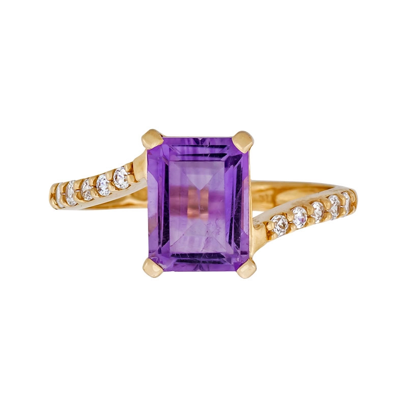Anillo en oro rojo de 18 Kilates, con amatista central y decoración en zircones