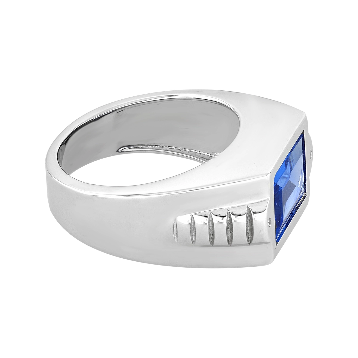 Anillo en plata Ley 925, con cristal central, de la coleccion Sueños