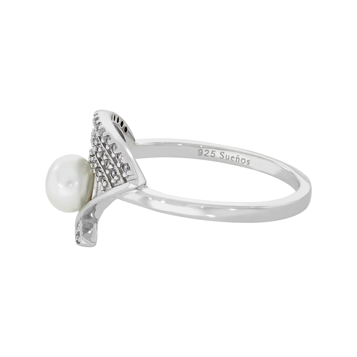 Anillo en plata Ley 925, con perla central de 4 mm de ancho aprox y decoración en zircones, de la coleccion Sueños