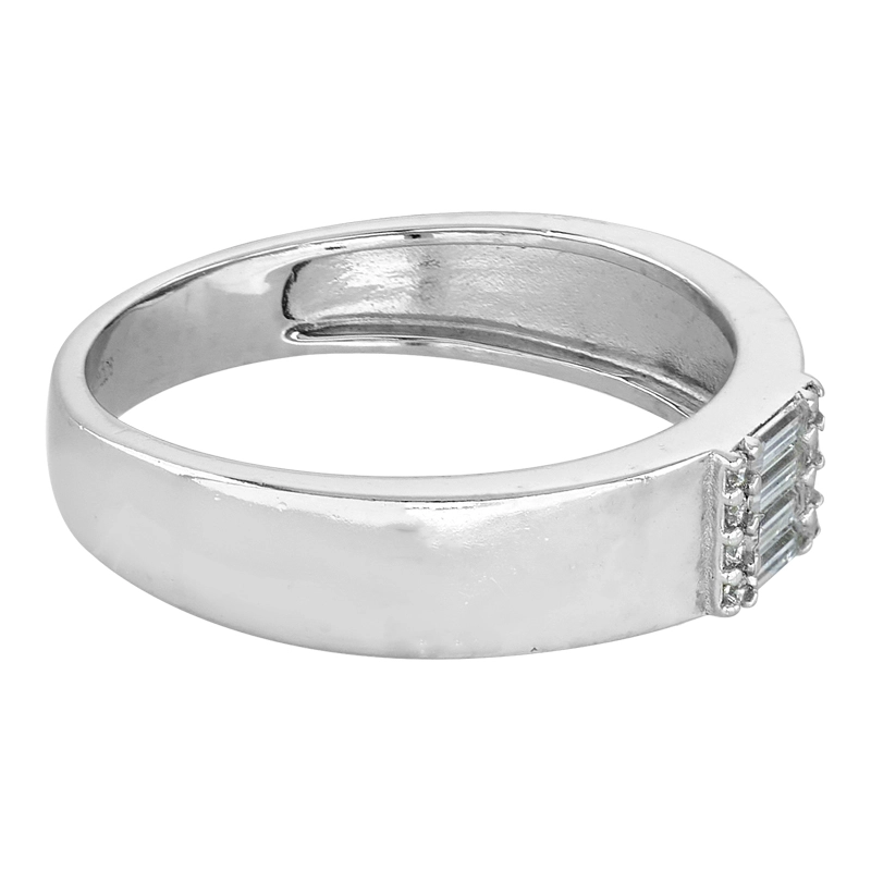 Anillo en plata Ley 925, con zircones, de la coleccion Sueños