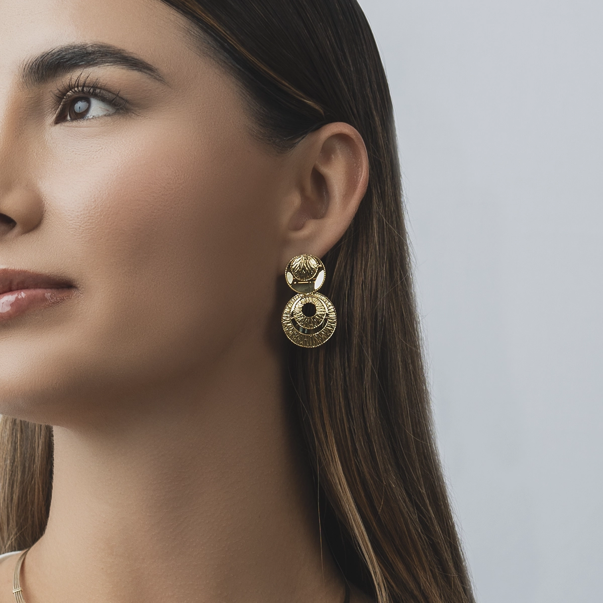 Aretes en oro amarillo de 18 Kilates satinado, Figuras geométricas