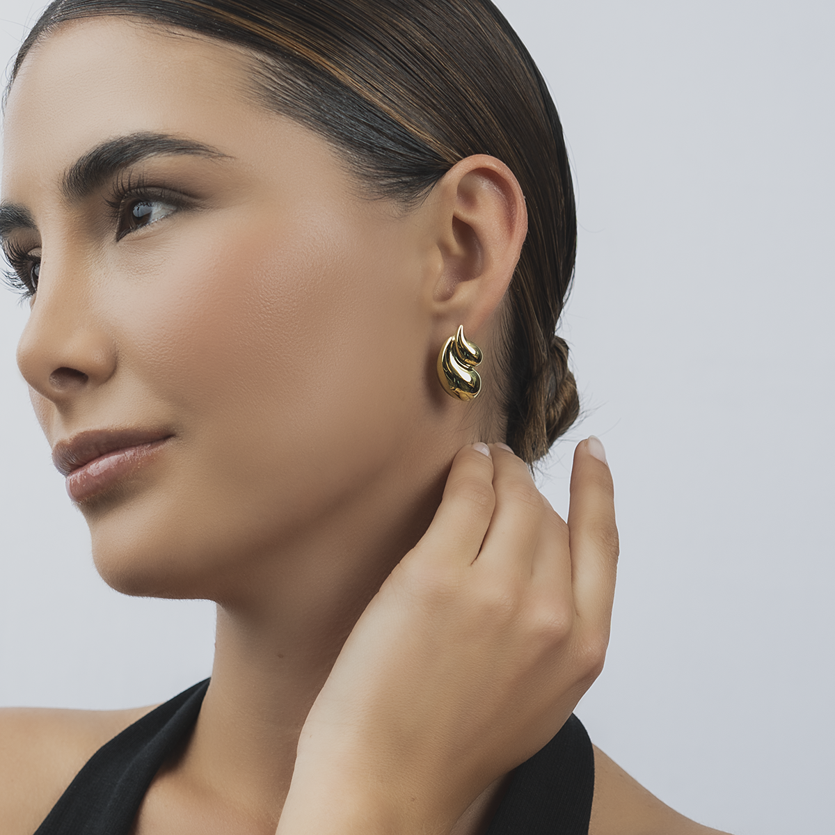Aretes en oro amarillo de 18 Kilates, Gota