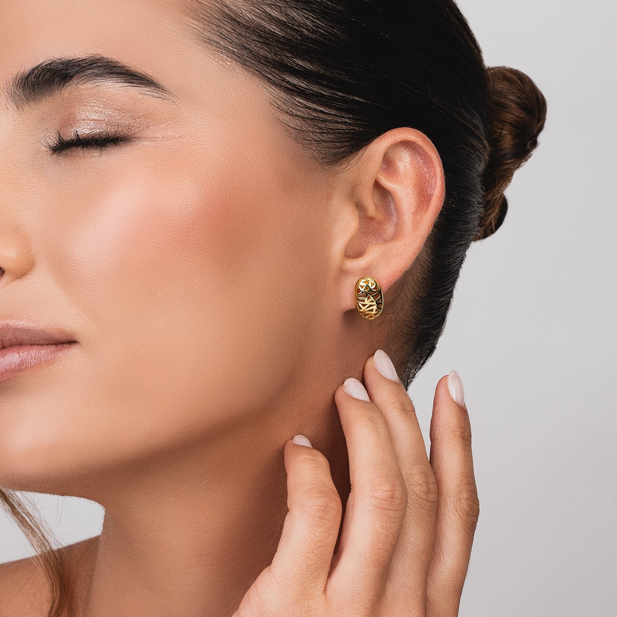 Aretes en oro amarillo de 18 Kilates con visos, Figuras geométricas