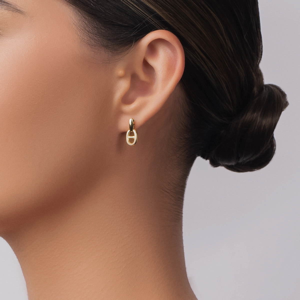 Aretes en oro amarillo de 18 Kilates, Barras
