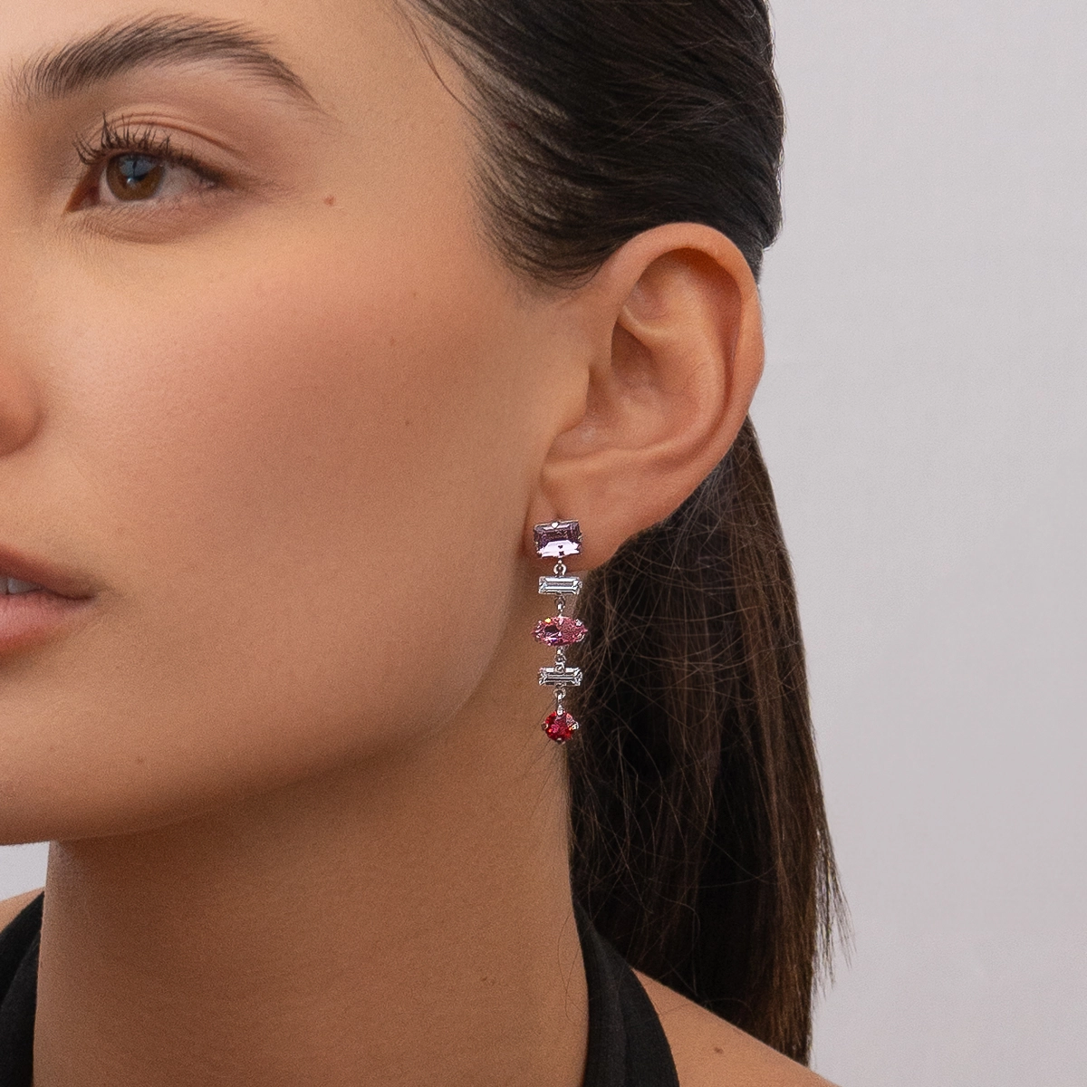 Aretes en plata Ley 925, con cristales, de la coleccion Sueños