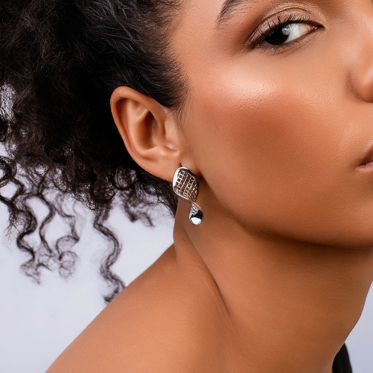 Aretes en plata Ley 925, Figuras geométricas, de la coleccion Sueños