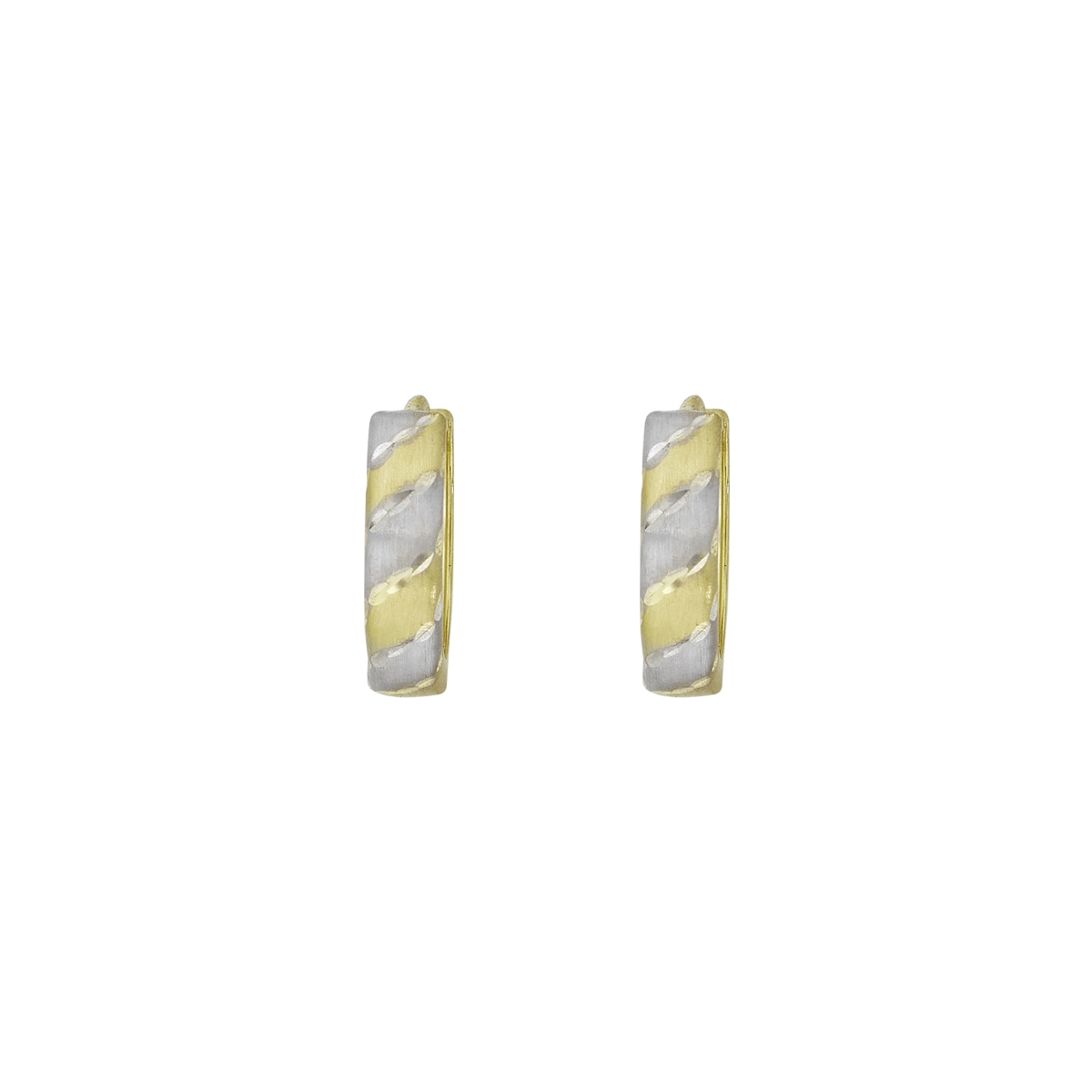 Candongas en oro amarillo de 18 Kilates con visos satinado, 1/2 caña, 3 mm. de ancho