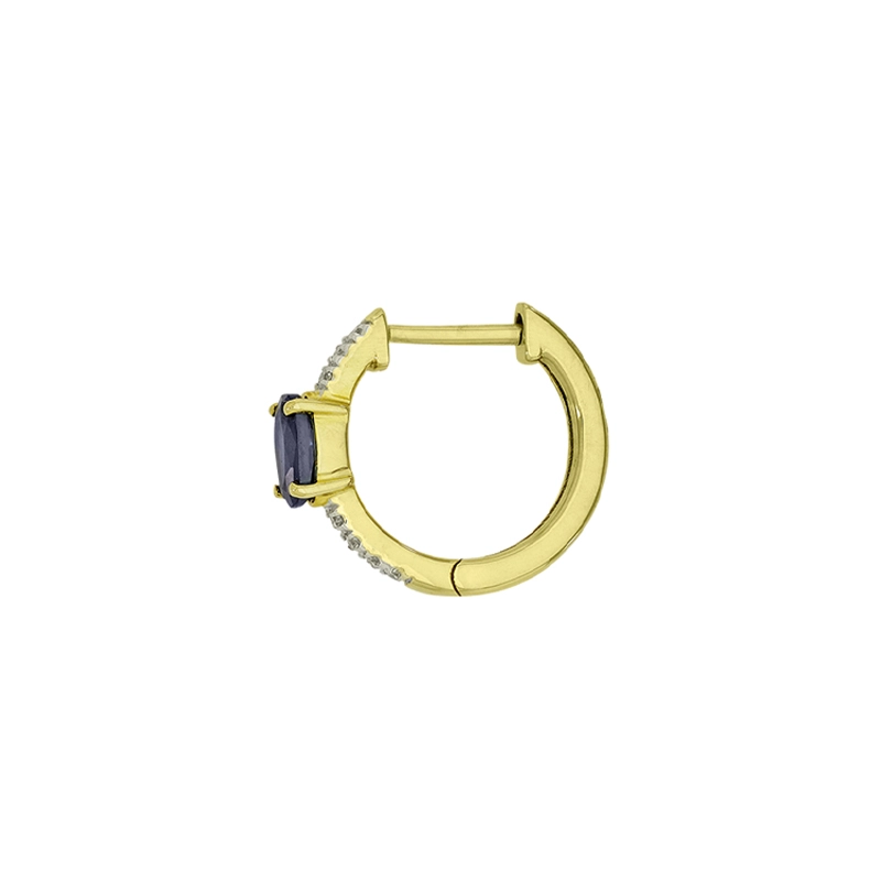Candongas en oro amarillo de 18 Kilates, Plana, con 2 zafiros centrales de 0.60 Ct y decoración en diamantes de 0.06 Ct, 1.5 mm. de ancho