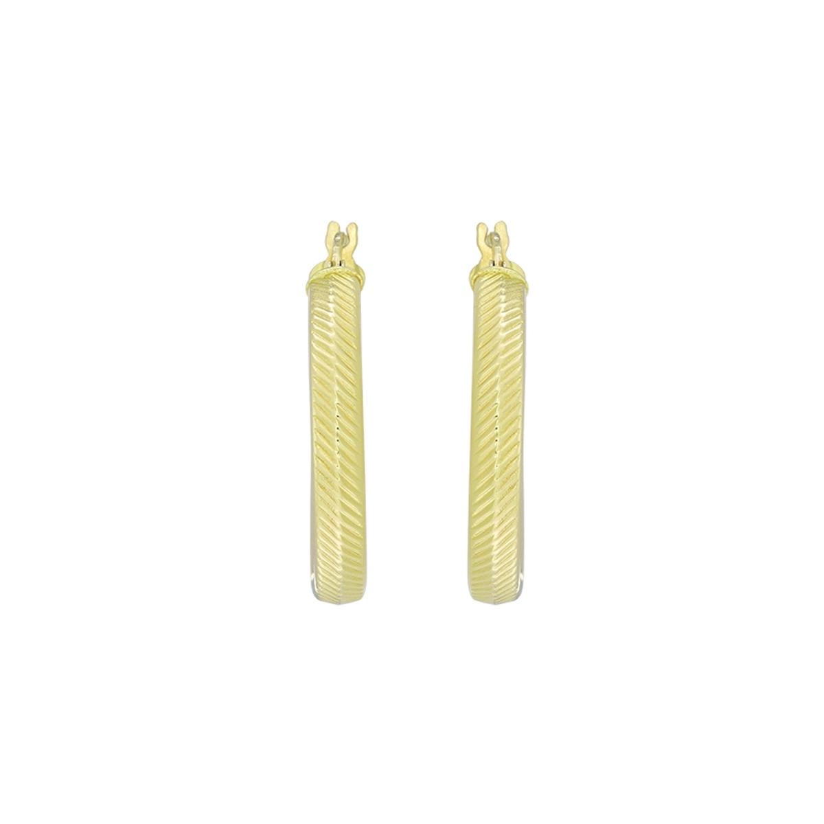 Candongas en oro amarillo de 18 Kilates con visos, 1/2 caña, 3.50 mm. de ancho