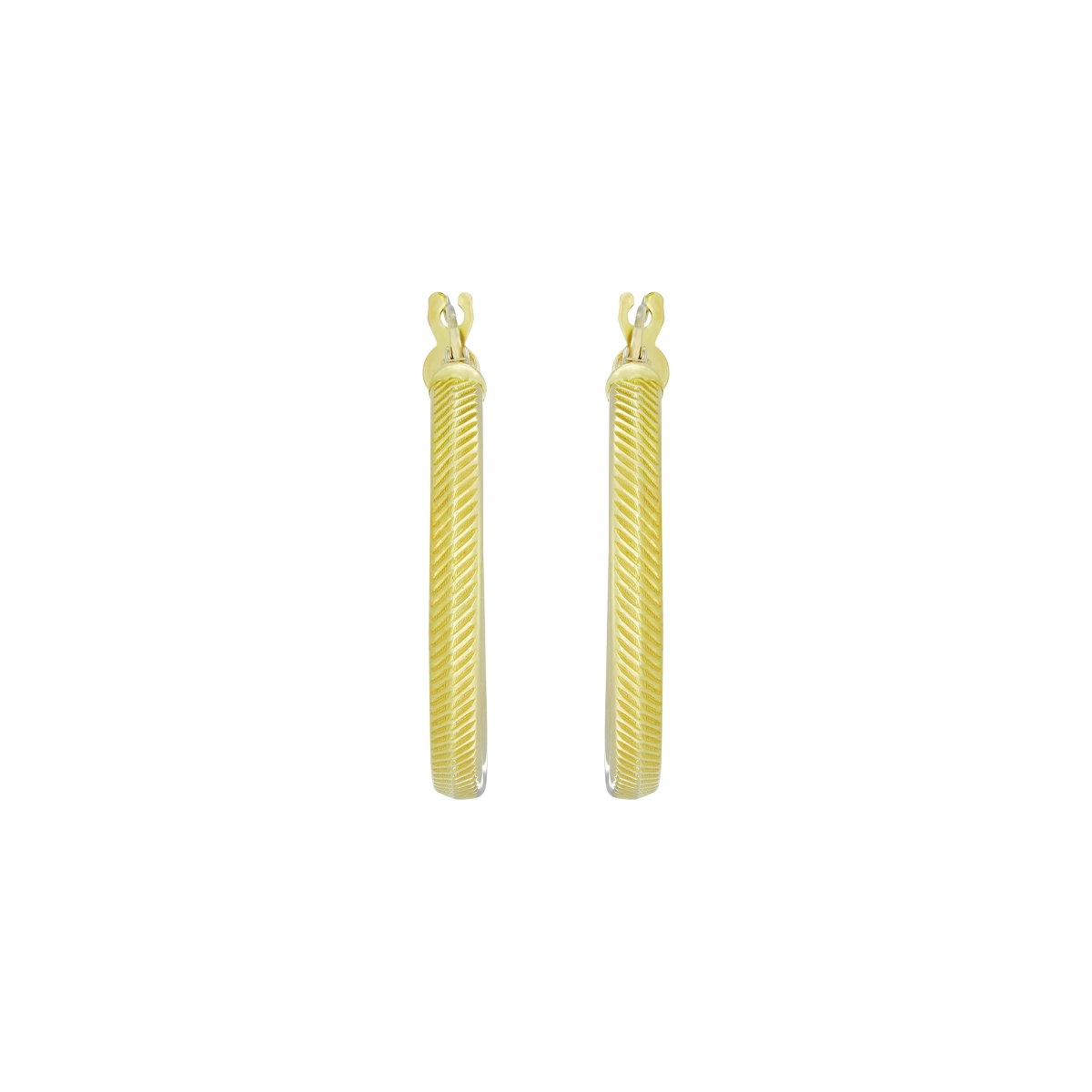 Candongas en oro amarillo de 18 Kilates con visos, 1/2 caña, 2.50 mm. de ancho