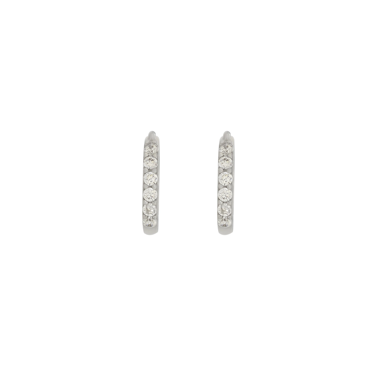 Candongas en oro blanco de 18 Kilates, Plana, con zircones, 1.50 mm. de ancho