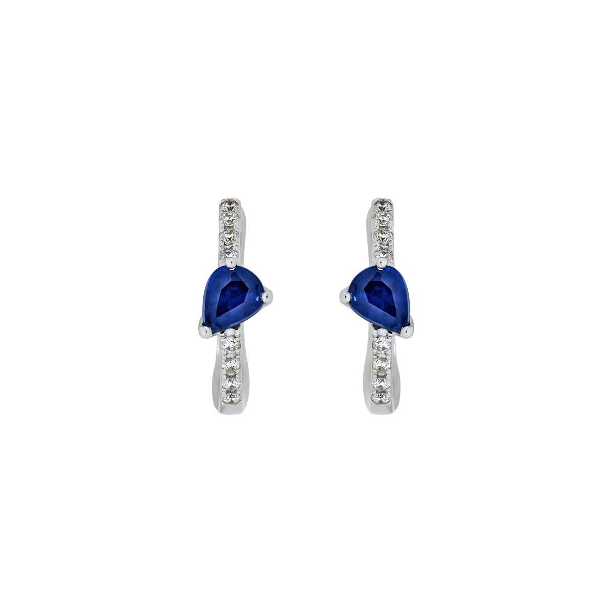 Candongas en oro blanco de 18 Kilates, Plana, con 2 zafiros centrales de 0.40 Ct y decoración en diamantes de 0.06 Ct, 1.50 mm. de ancho