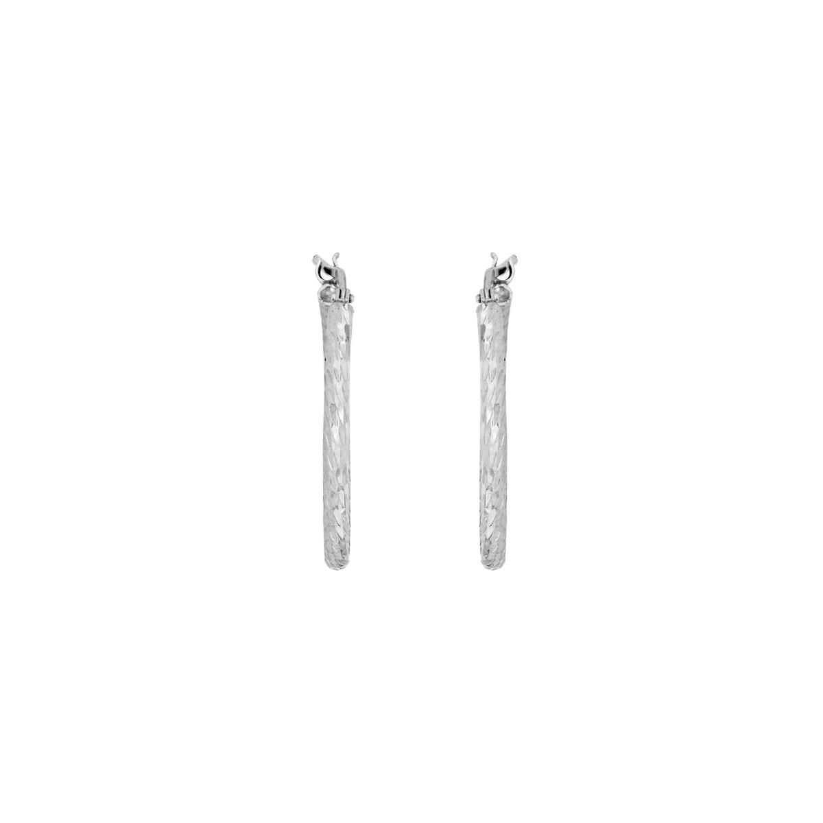 Candongas en plata Ley 925 con visos, Semientorchada, 2 mm. de ancho, de la coleccion Sueños
