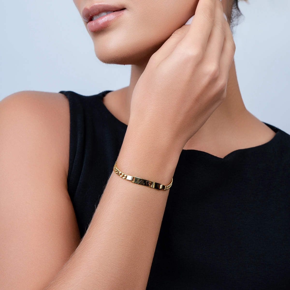 Pulsera esclava en oro amarillo de 18 Kilates, tejido grumette, 19 cm. de largo, 4 mm. de ancho