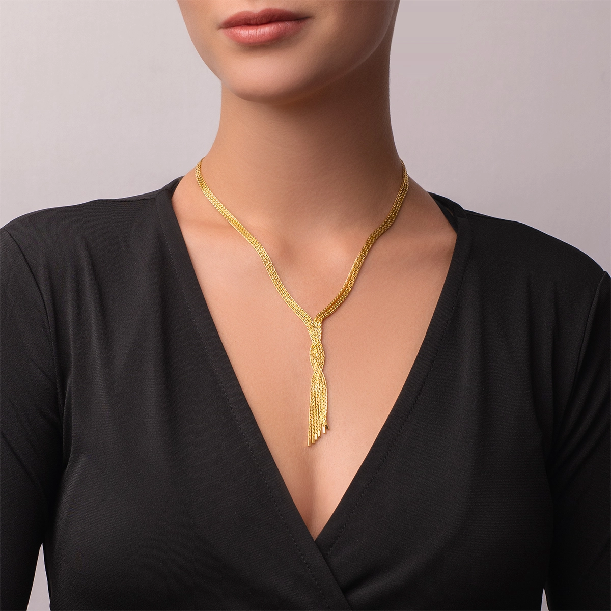 Gargantilla en oro amarillo de 18 Kilates, Tiras, 45 cm. de largo, 1.50 mm. de ancho