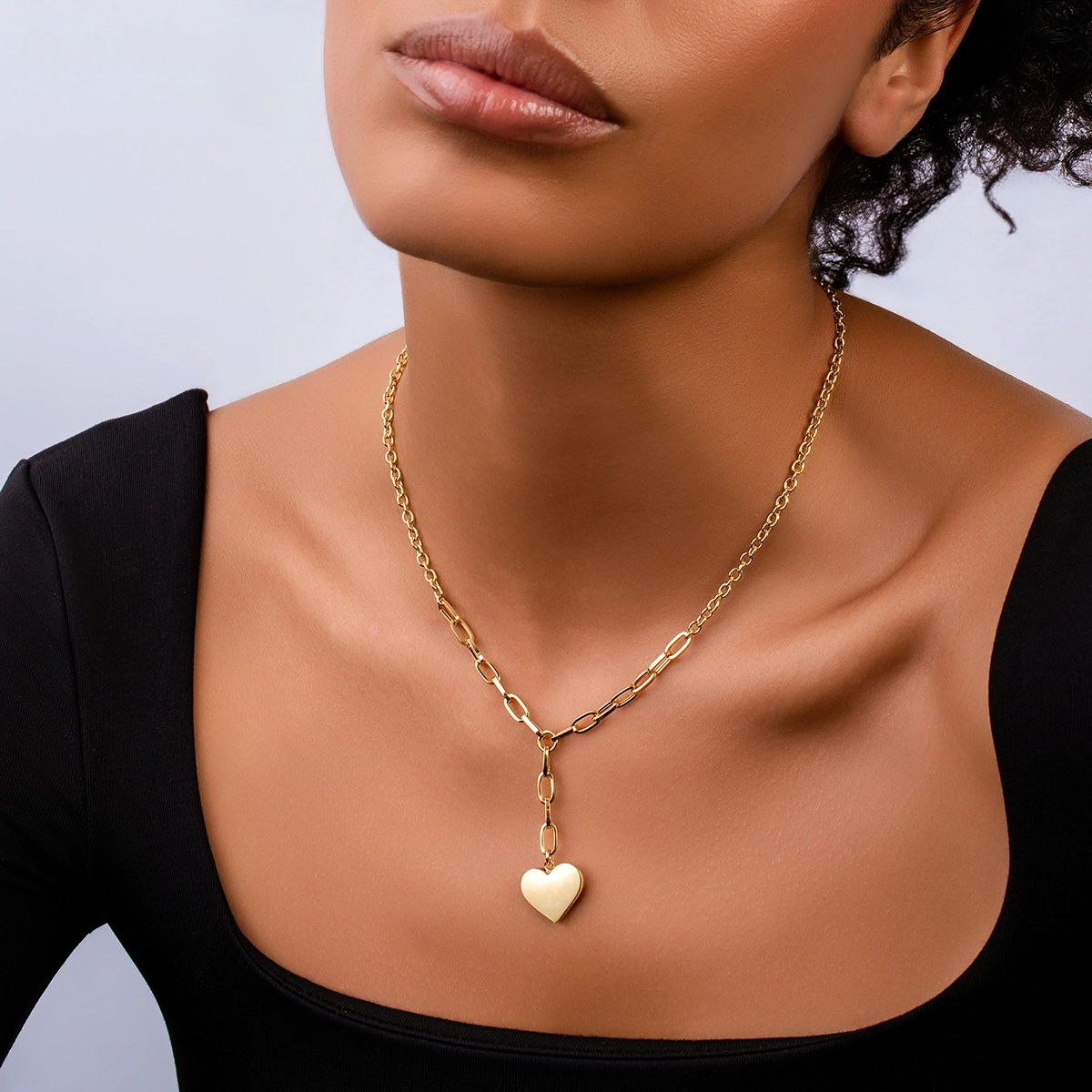Gargantilla en oro amarillo de 18 Kilates, Corazón, 42 cm. de largo, 3 mm. de ancho