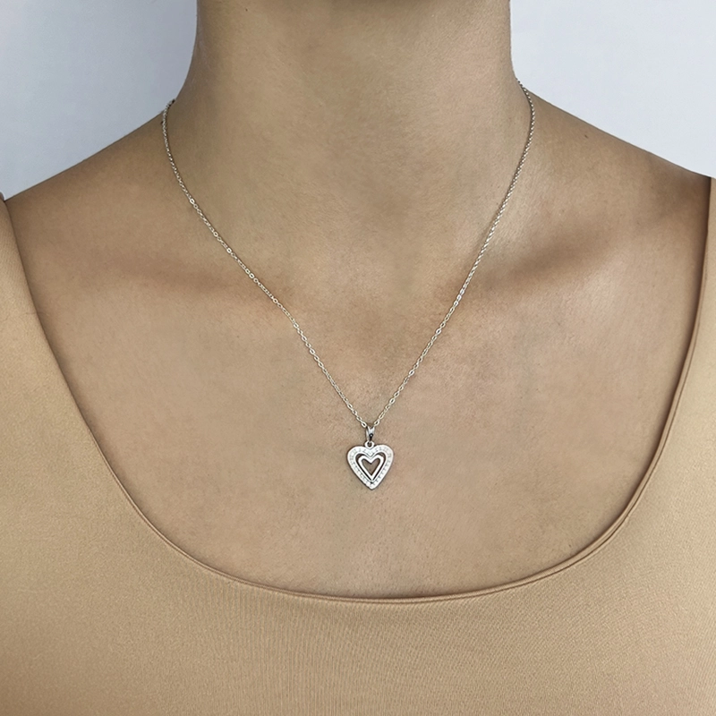 Gargantilla en plata Ley 925, Corazón, con cristales, 45 cm. de largo, 1 mm. de ancho, de la coleccion Sueños