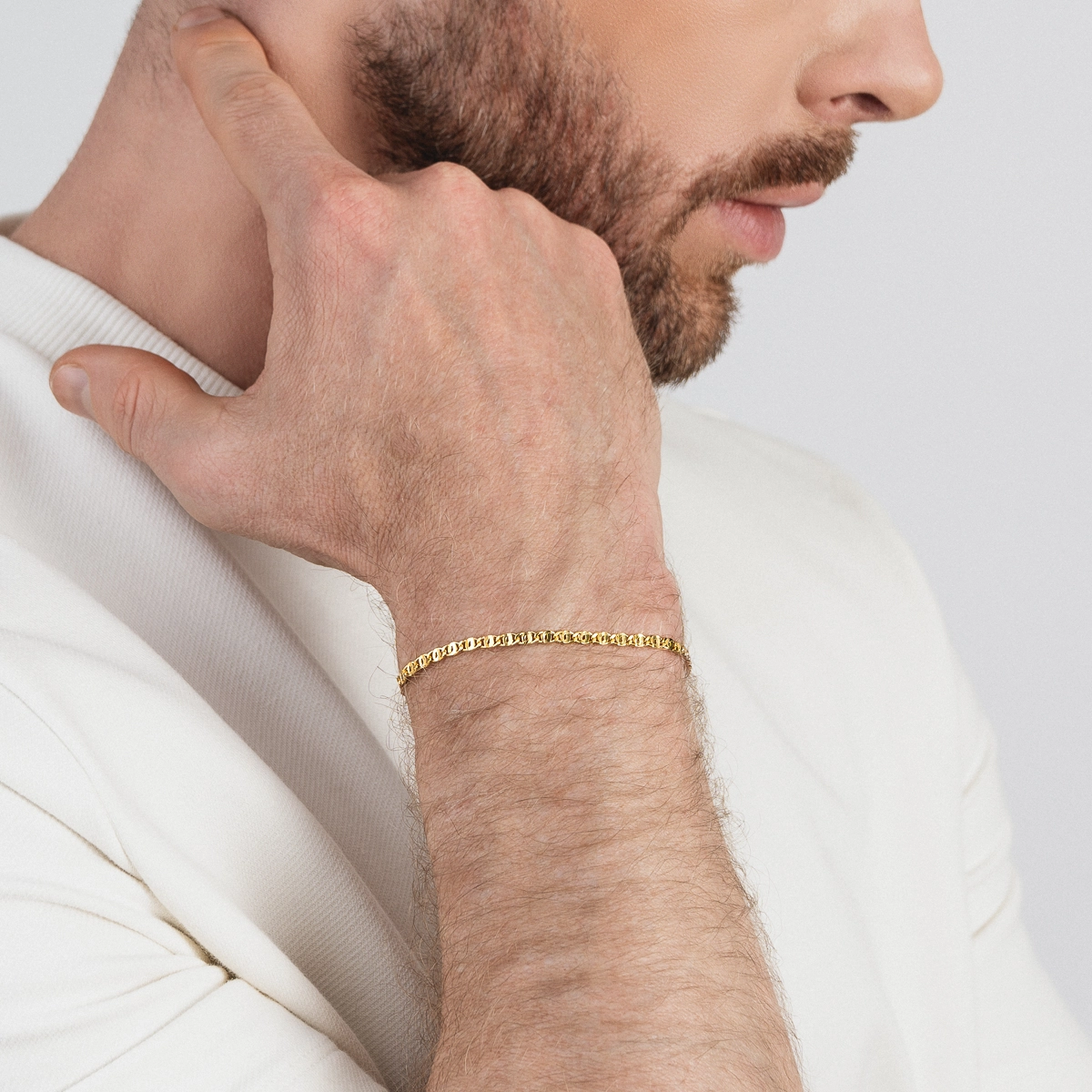 Pulsera en oro amarillo de 18 Kilates, 21 cm. de largo, 2.50 mm. de ancho