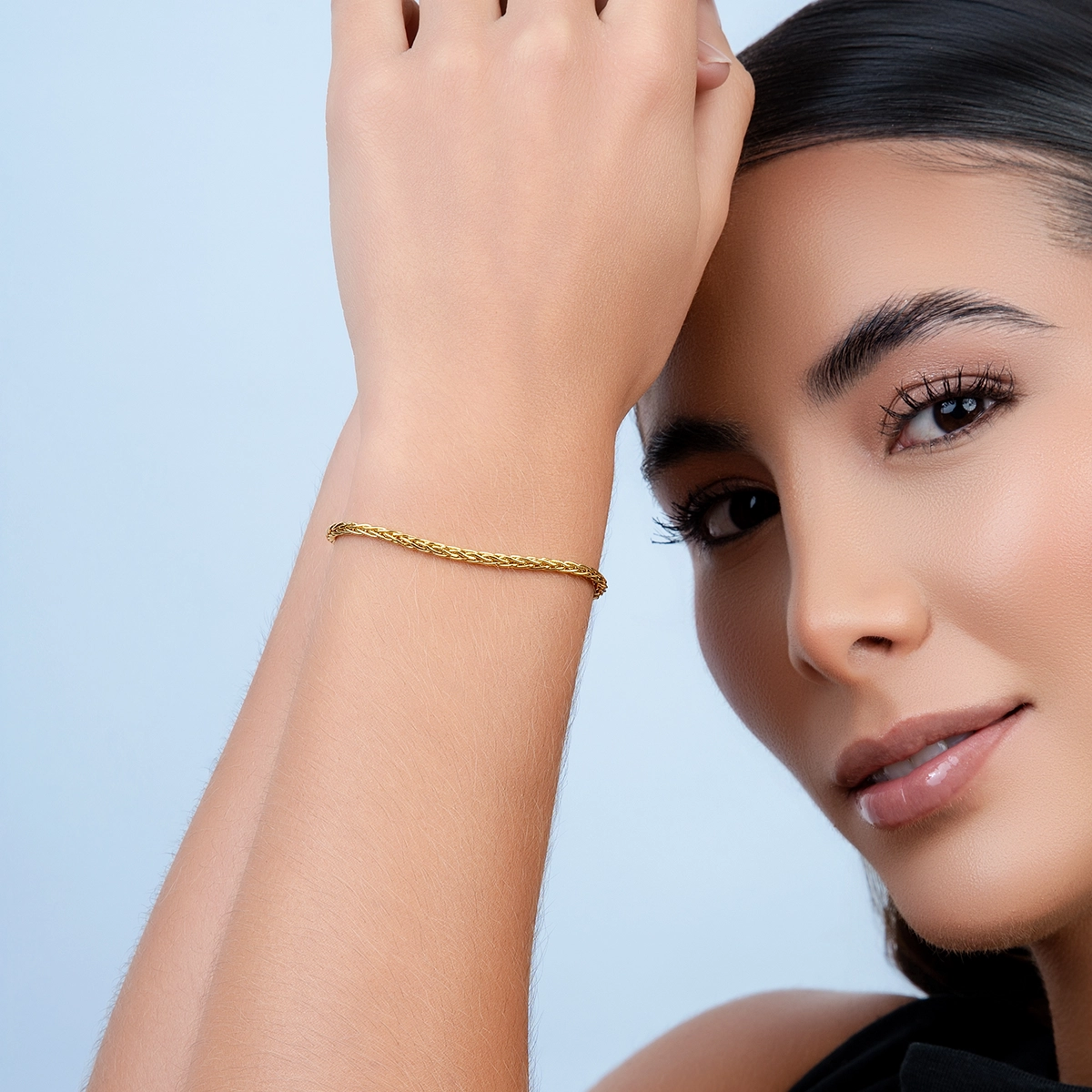 Pulsera en oro amarillo de 18 Kilates, 19 cm. de largo, 2.50 mm. de ancho