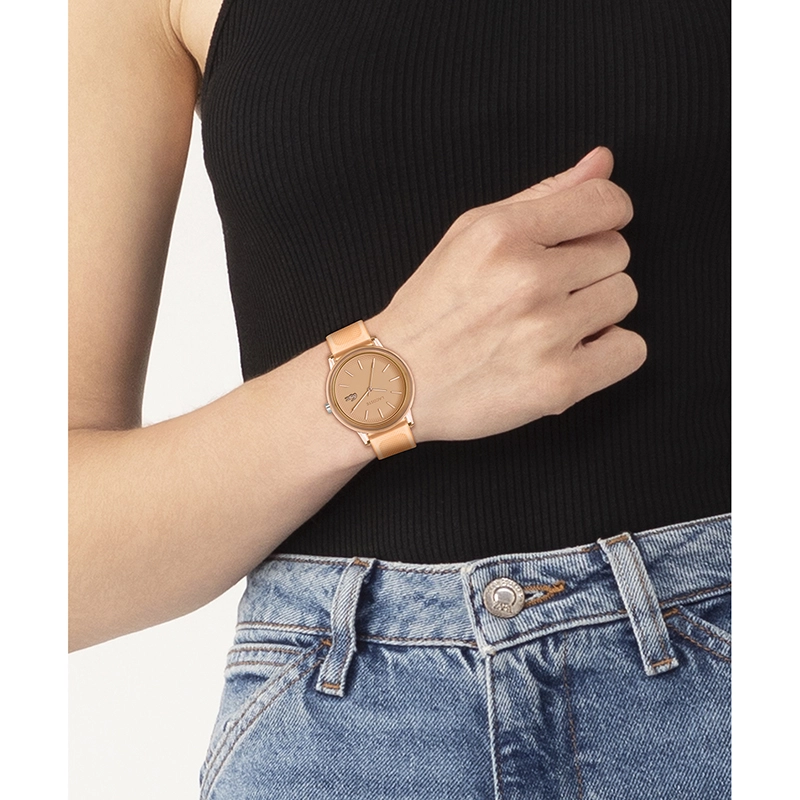 Reloj Lacoste analogo, para Dama, tablero redondo, estilo index, pulso silicona